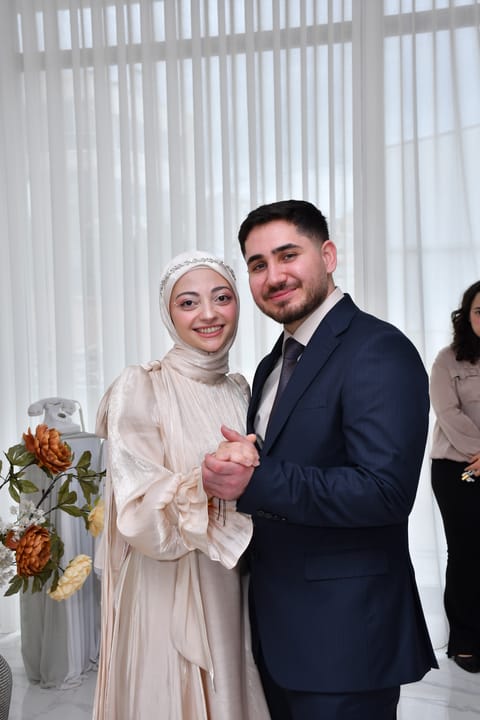 Fadime ve Yusuf Can el ele